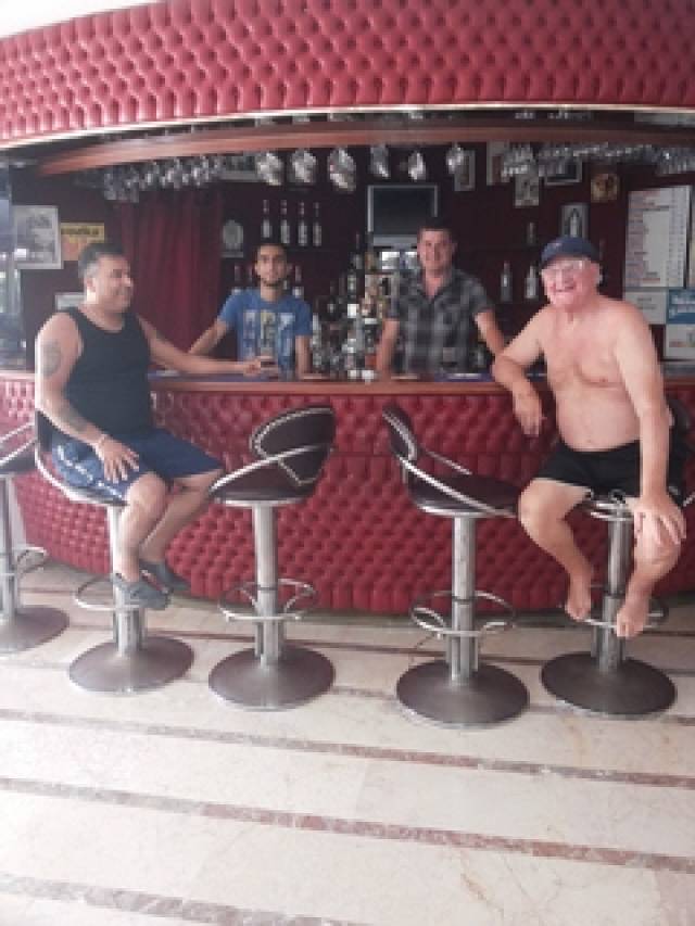Bar