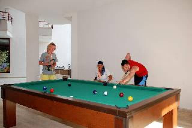 Desportos y Entretenimento