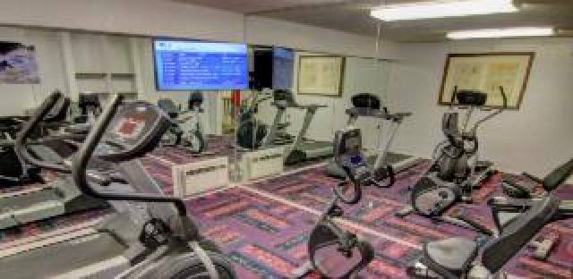 Desportos y Entretenimento