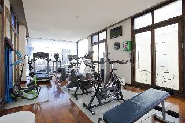 Desportos y Entretenimento