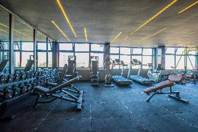 Desportos y Entretenimento