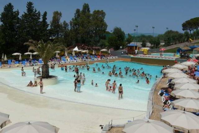 Piscina
