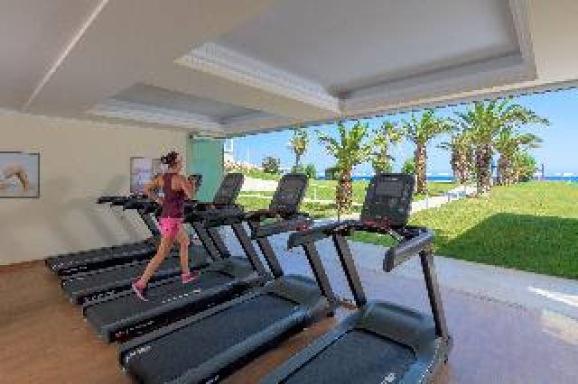 Desportos y Entretenimento
