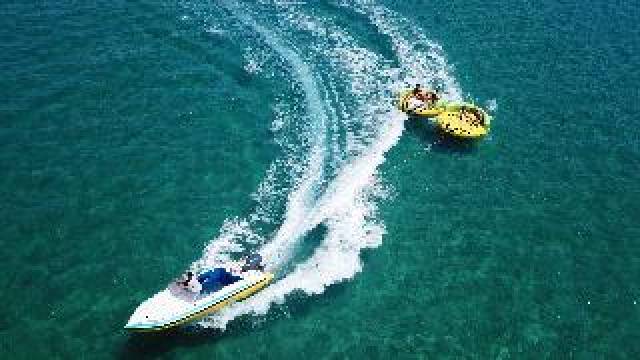 Desportos y Entretenimento