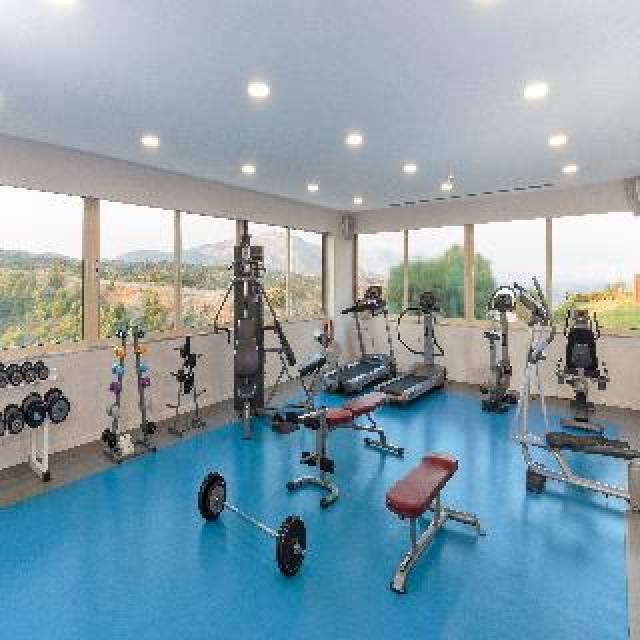 Desportos y Entretenimento