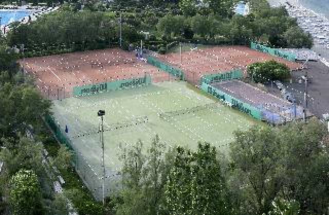 Desportos y Entretenimento