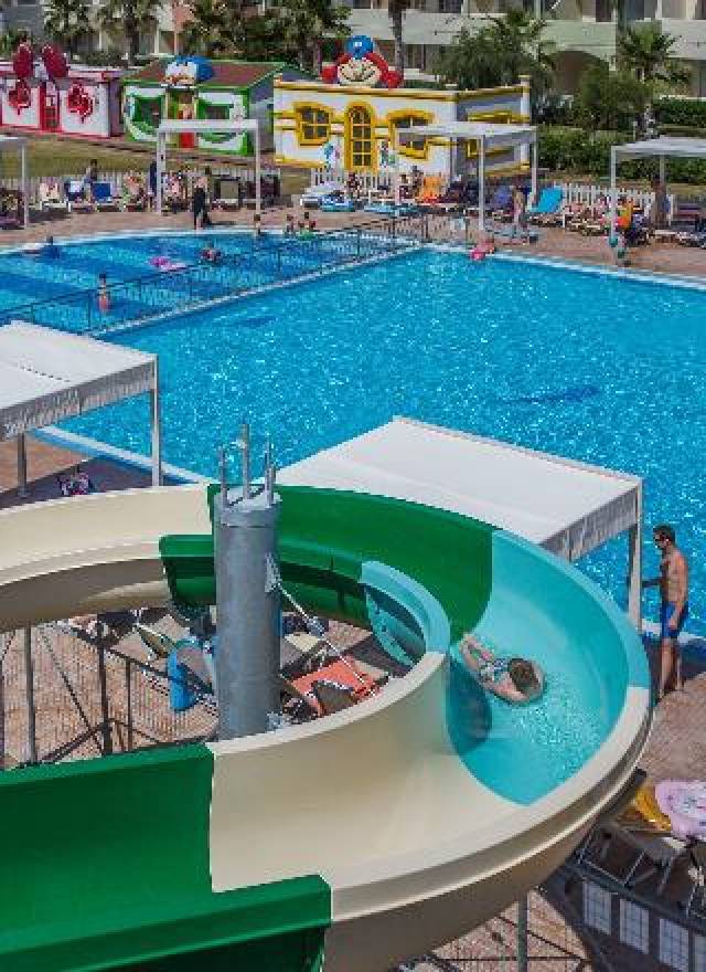 Piscina