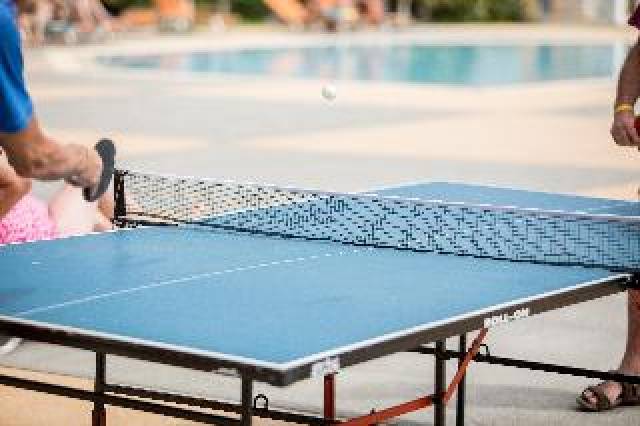 Desportos y Entretenimento