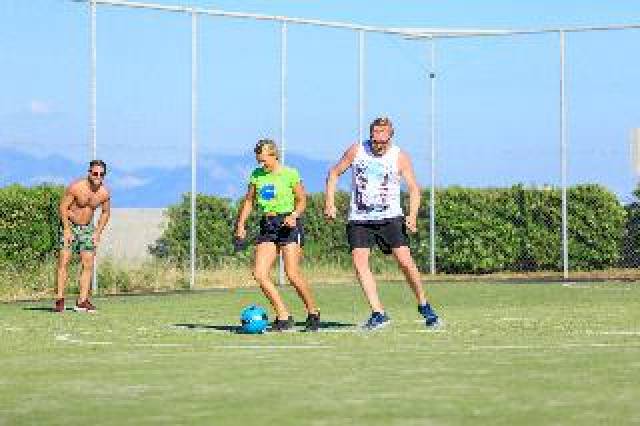 Desportos y Entretenimento