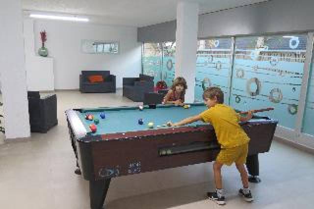 Desportos y Entretenimento