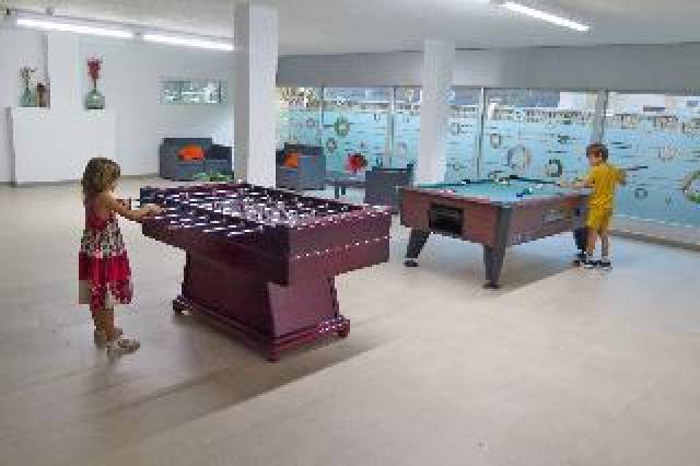 Desportos y Entretenimento