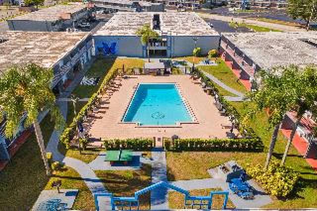 Piscina