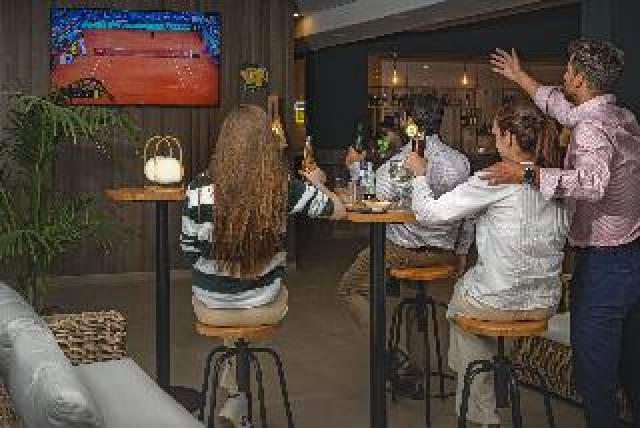 Bar