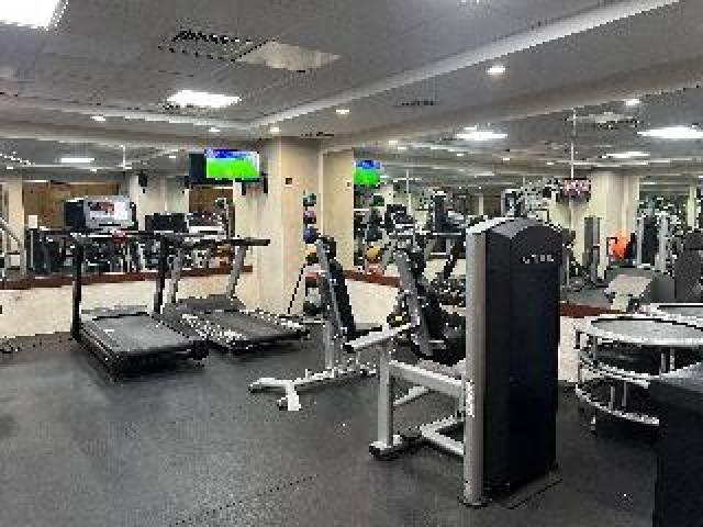 Desportos y Entretenimento