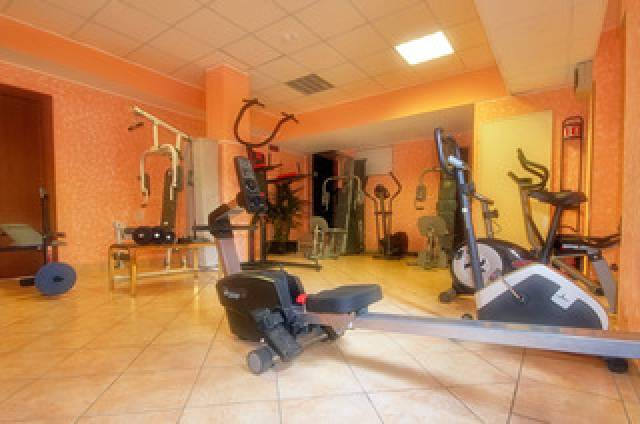 Desportos y Entretenimento