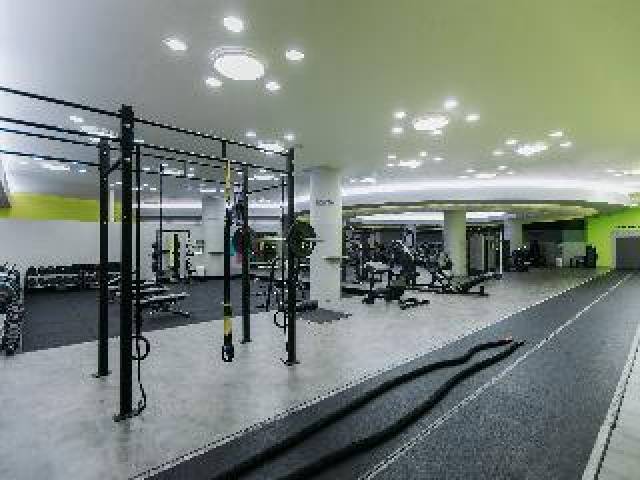 Desportos y Entretenimento