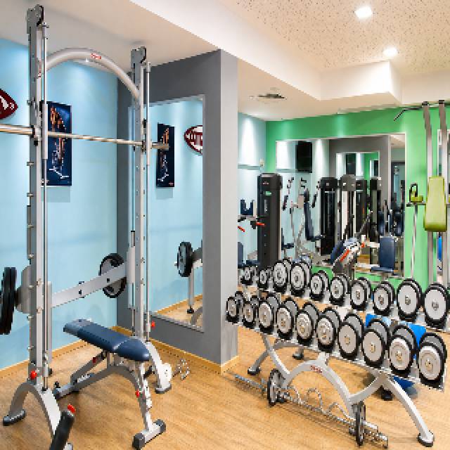 Desportos y Entretenimento