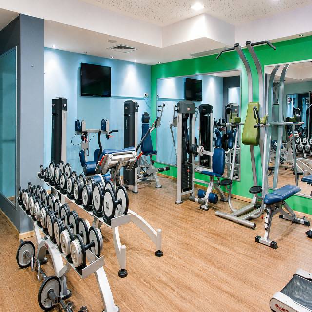 Desportos y Entretenimento
