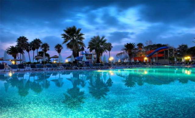 Piscina