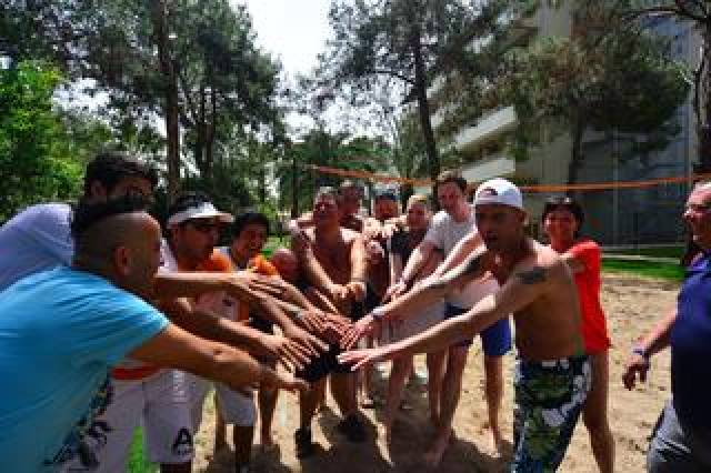 Desportos y Entretenimento