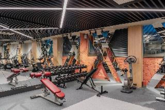 Desportos y Entretenimento