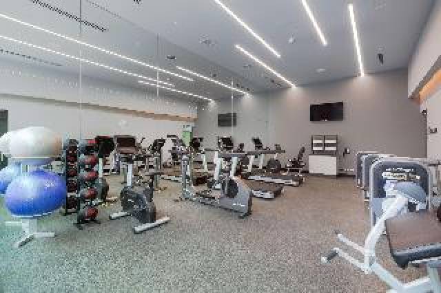 Desportos y Entretenimento