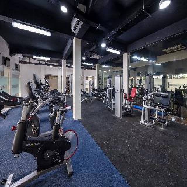 Desportos y Entretenimento