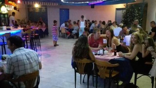 Desportos y Entretenimento