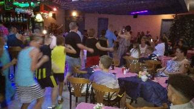 Desportos y Entretenimento