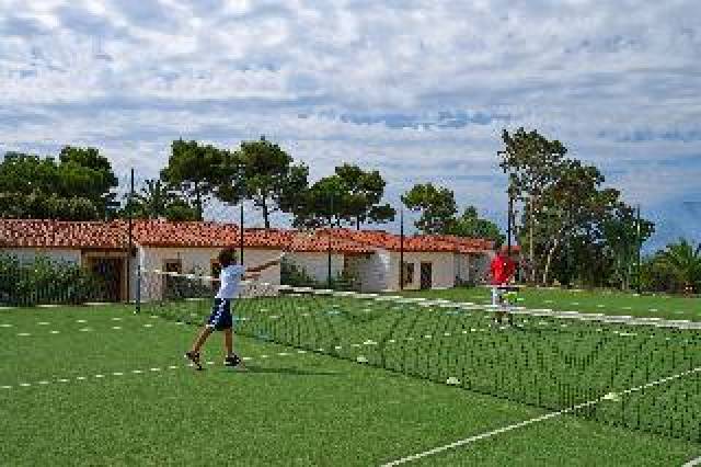 Desportos y Entretenimento