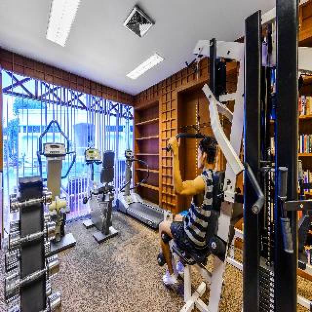 Desportos y Entretenimento