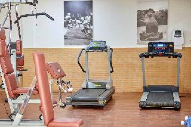 Desportos y Entretenimento