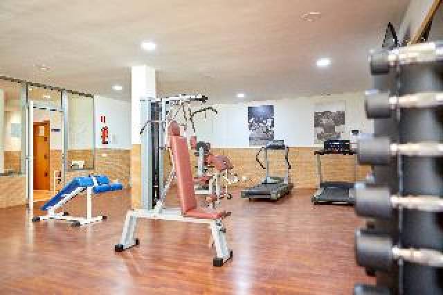 Desportos y Entretenimento
