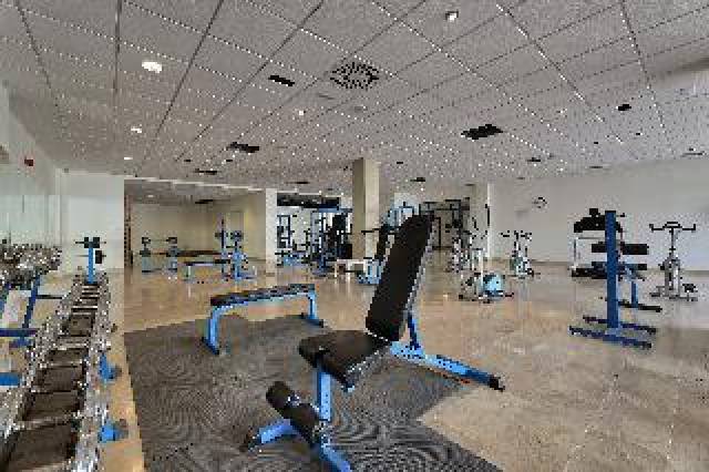 Desportos y Entretenimento