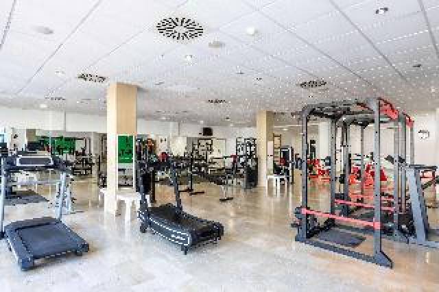 Desportos y Entretenimento