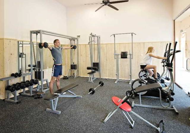 Desportos y Entretenimento
