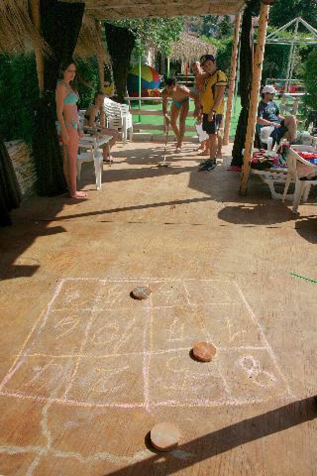 Desportos y Entretenimento