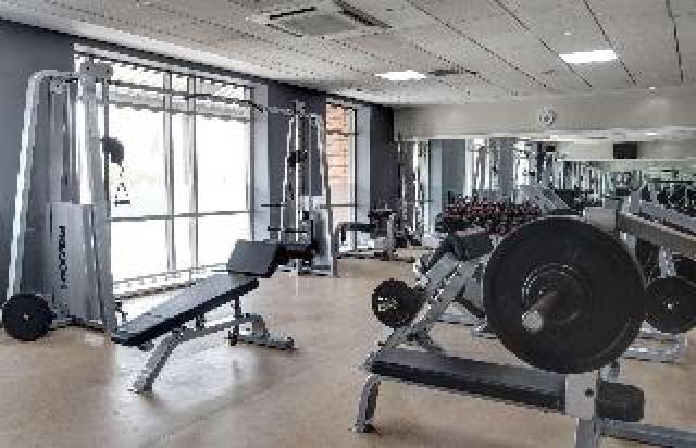 Desportos y Entretenimento