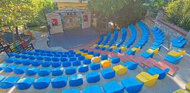 Desportos y Entretenimento