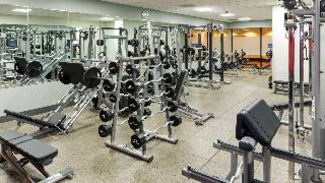 Desportos y Entretenimento