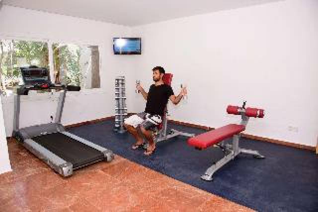 Desportos y Entretenimento