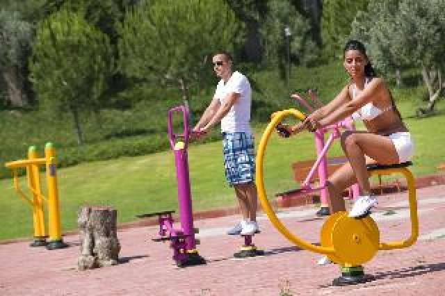 Desportos y Entretenimento