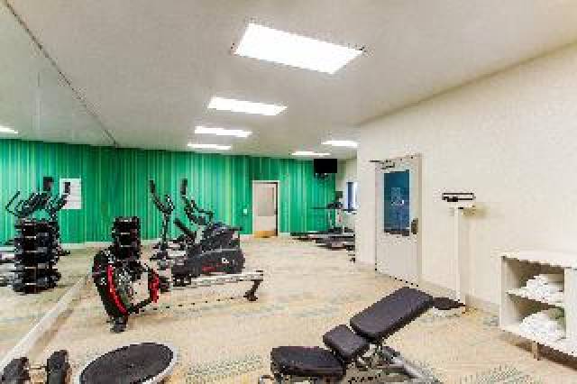 Desportos y Entretenimento