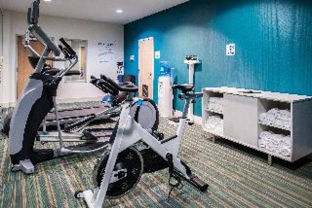 Desportos y Entretenimento
