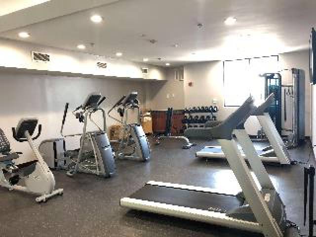 Desportos y Entretenimento