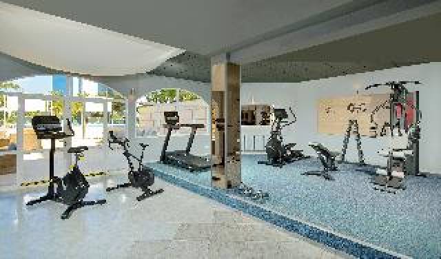 Desportos y Entretenimento