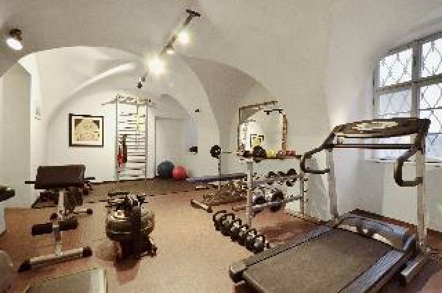 Desportos y Entretenimento