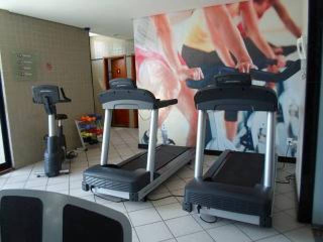 Desportos y Entretenimento