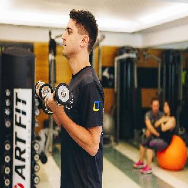 Desportos y Entretenimento