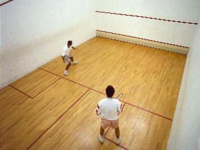 Desportos y Entretenimento